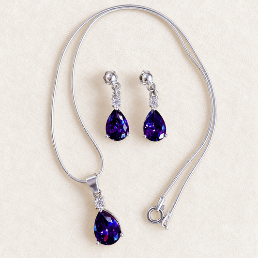 Schmuckset aus 925er und 950er Silber mit violetten Zirkonia